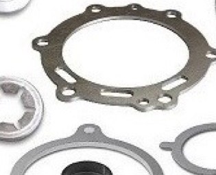 Flanşlı metal bileşenler